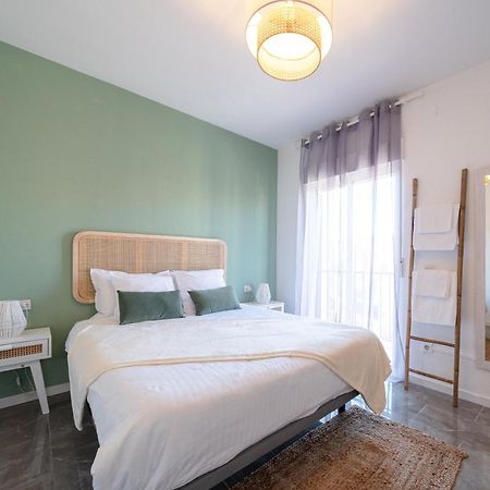 Bonito Apartamento Equipado, Cerca De La Playa 艾姆布里亚布拉瓦 外观 照片